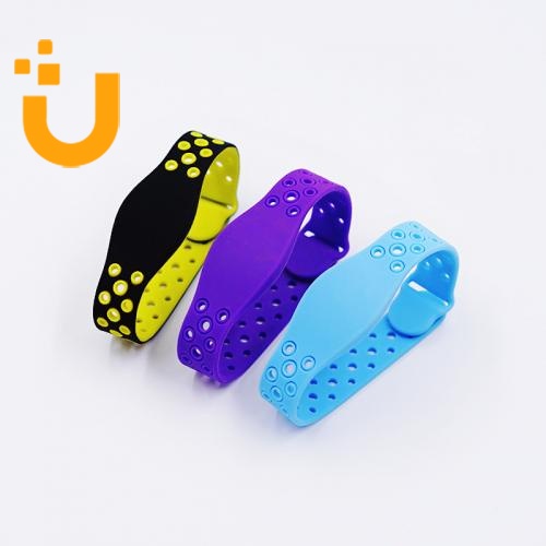 Adjustable RFID Silicone Wristbands